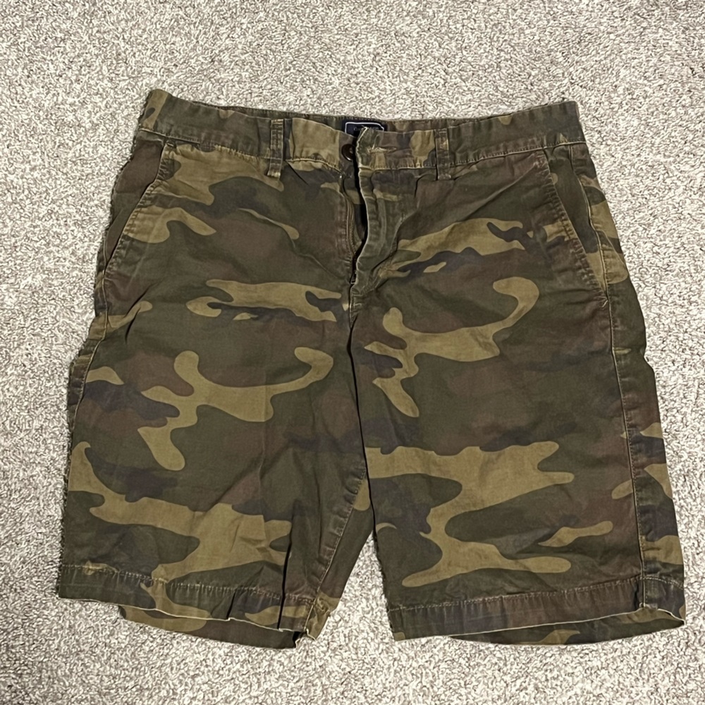 Gap shorts